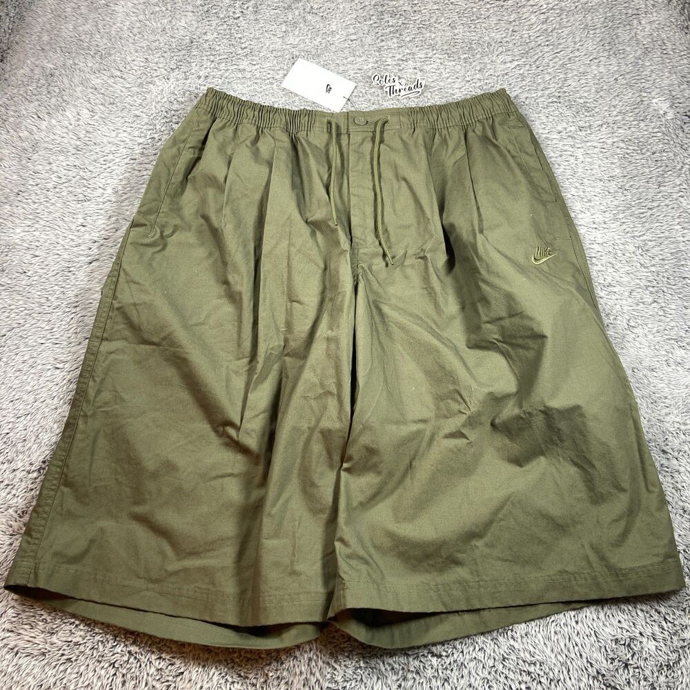 Nike NSW Club Oversized Shorts Size Large Men Olive Green HJ2540-222